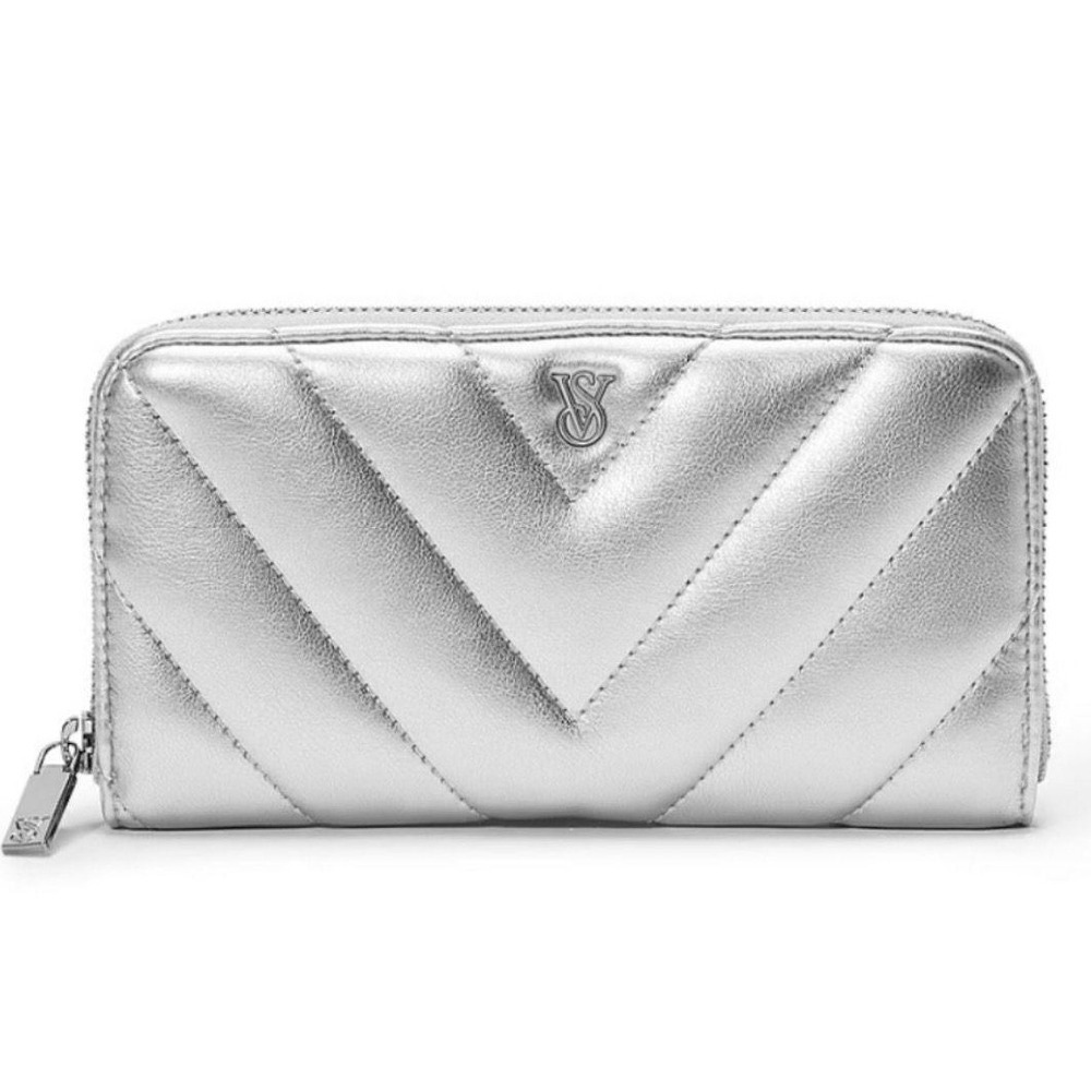 Victoria's Secret Silver Quilted Wallet NWT Metallic Zip Around Wallet New